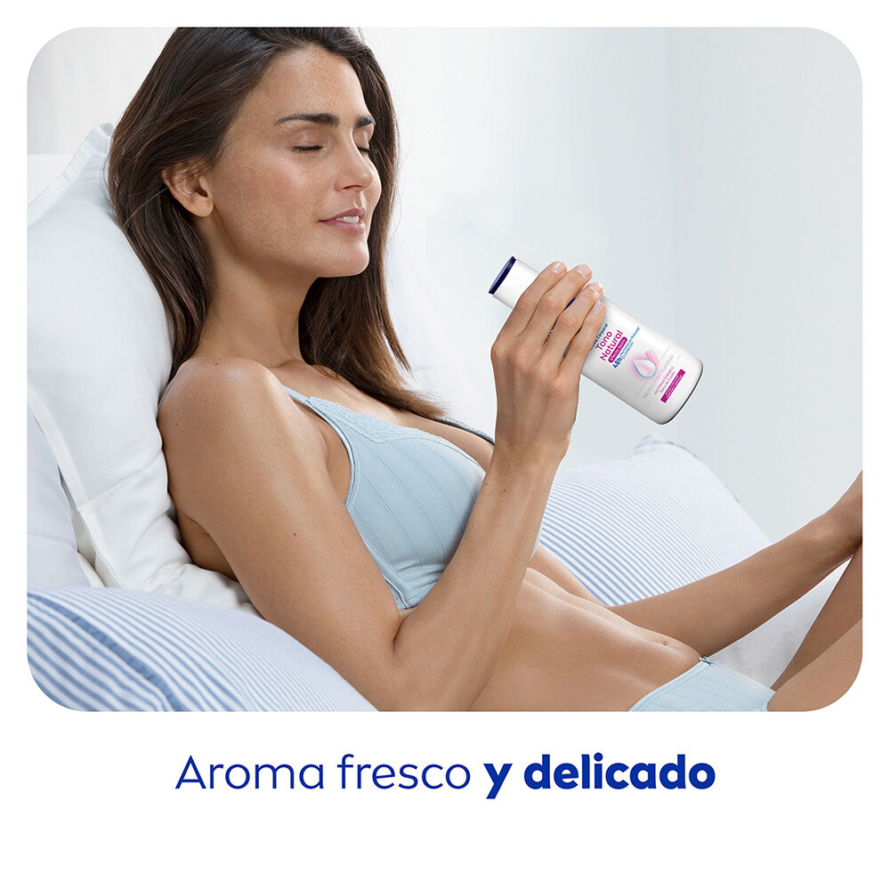 NIVEA-Crema-Corporal-Humectante-y-Aclarante,-Tono-Natural-Efecto-Satin-Todo-Tipo-de-Piel-220ml-imagen-5